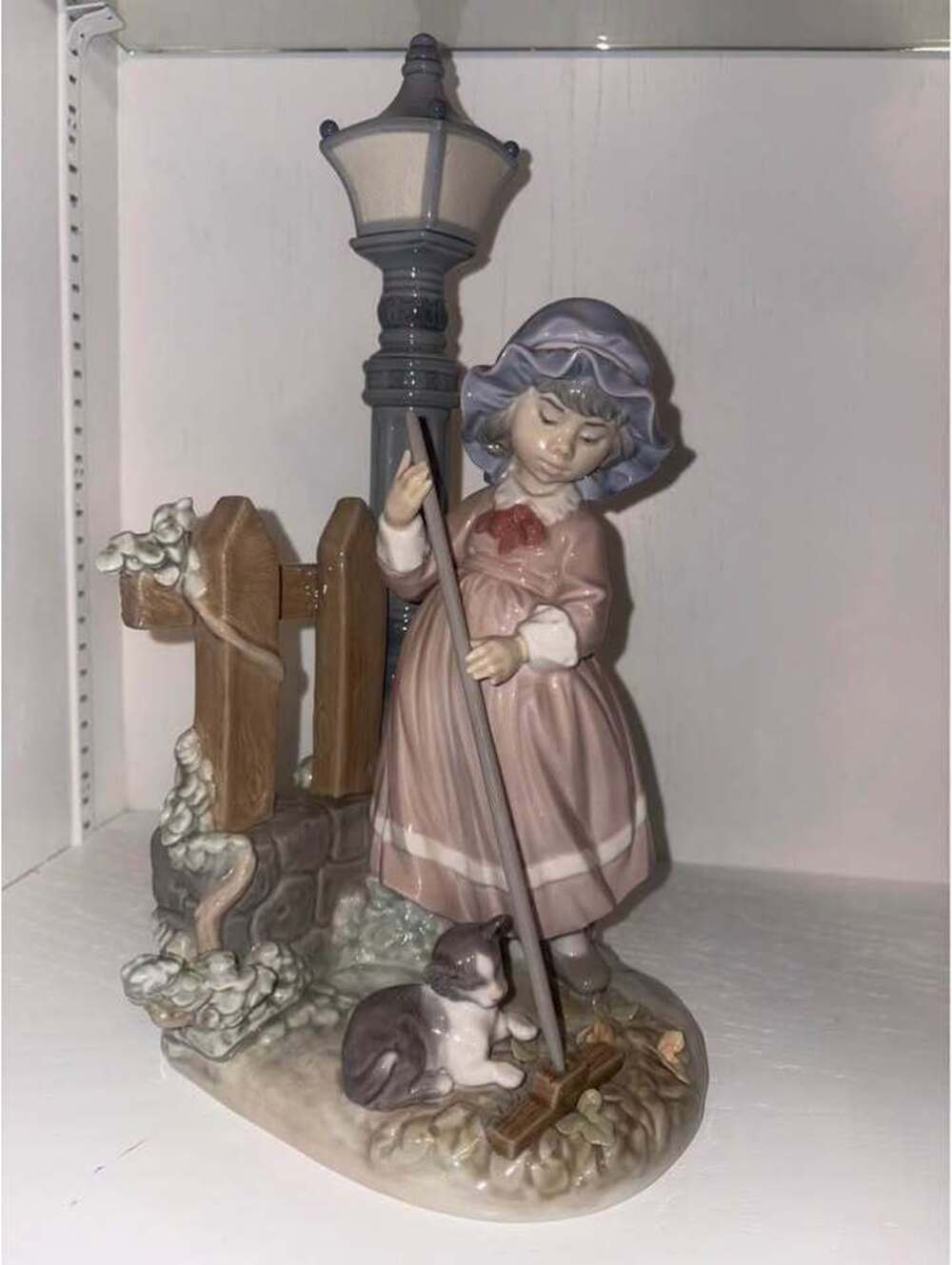 Lladro Porcelain Figurine "Autumn" Girl with Broom and Cat